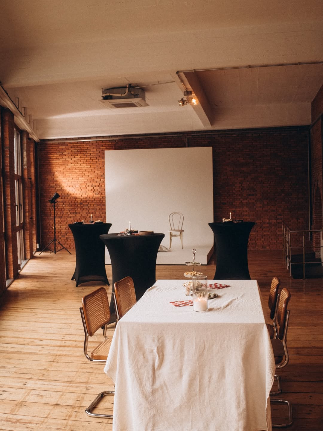 Shauni Broothaers Studio\